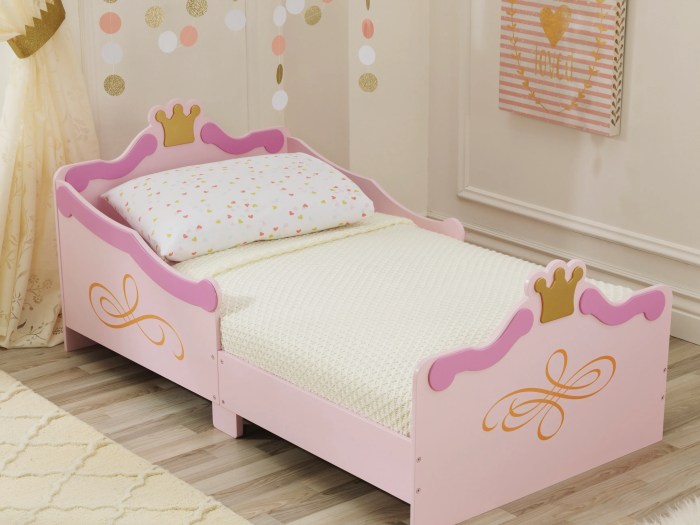 How to decorate a princess room cheap