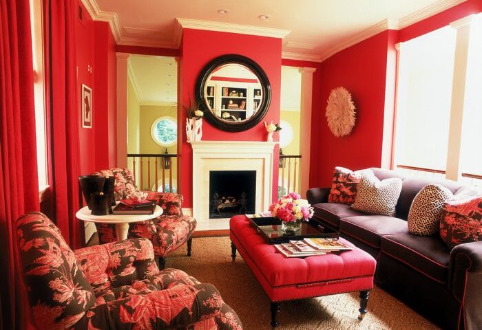 How to decorate your room red