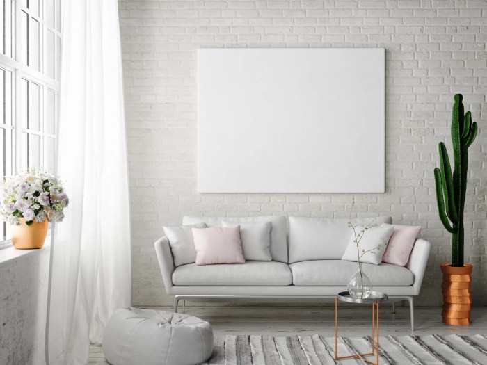 How to decorate blank living room wall